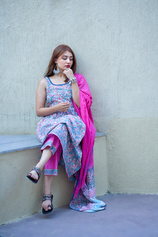 Kareena- Block Printed Cotton Suit Set